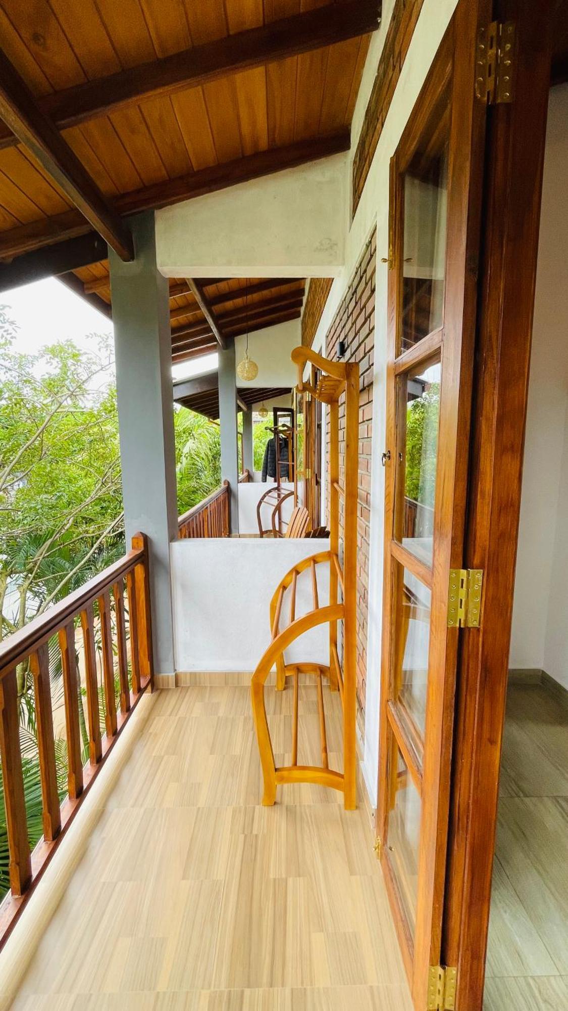 The Point Mirissa Hotel Exterior foto