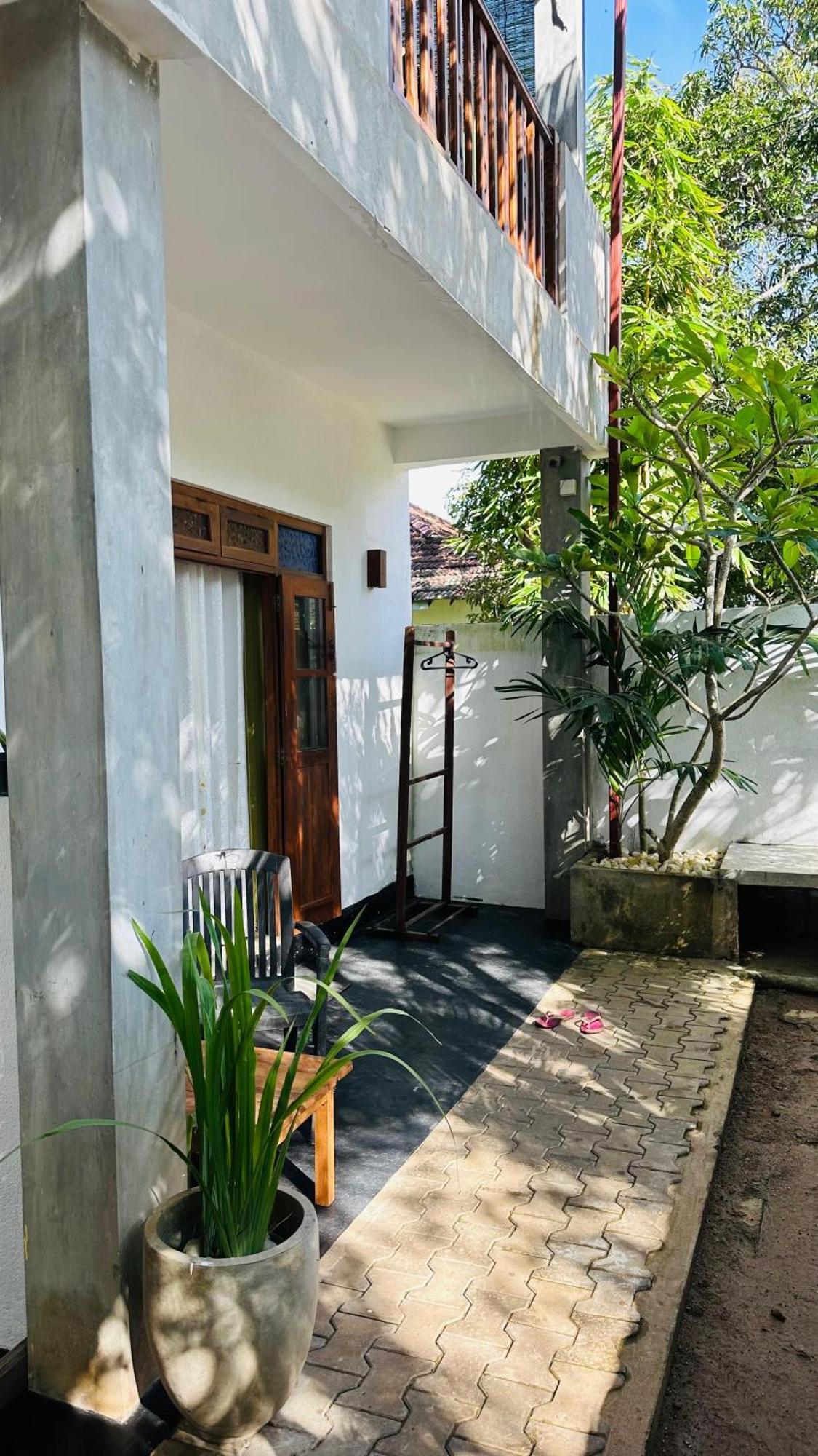 The Point Mirissa Hotel Exterior foto